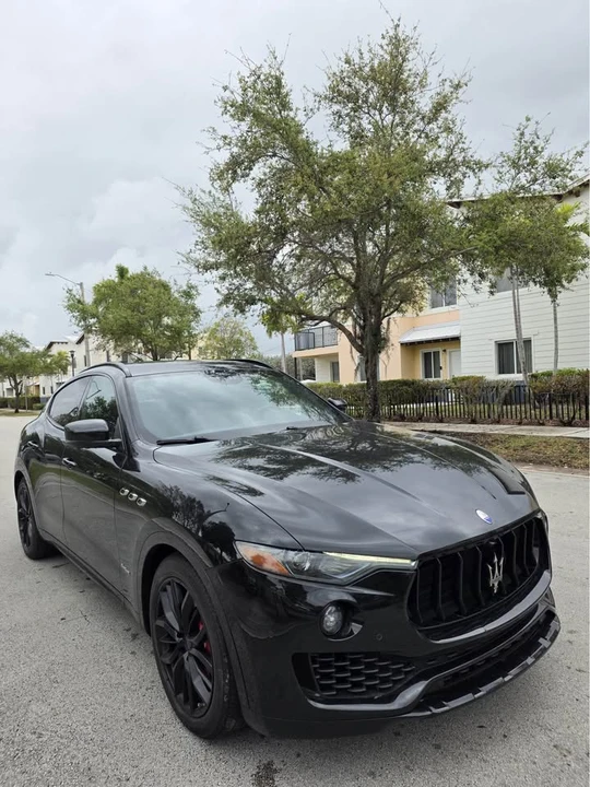 2018 Maserati Levante - Image 9 of 17
