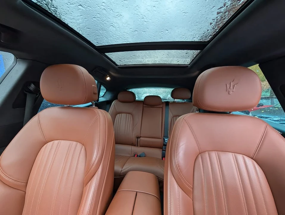 2018 Maserati Levante - Image 17 of 18
