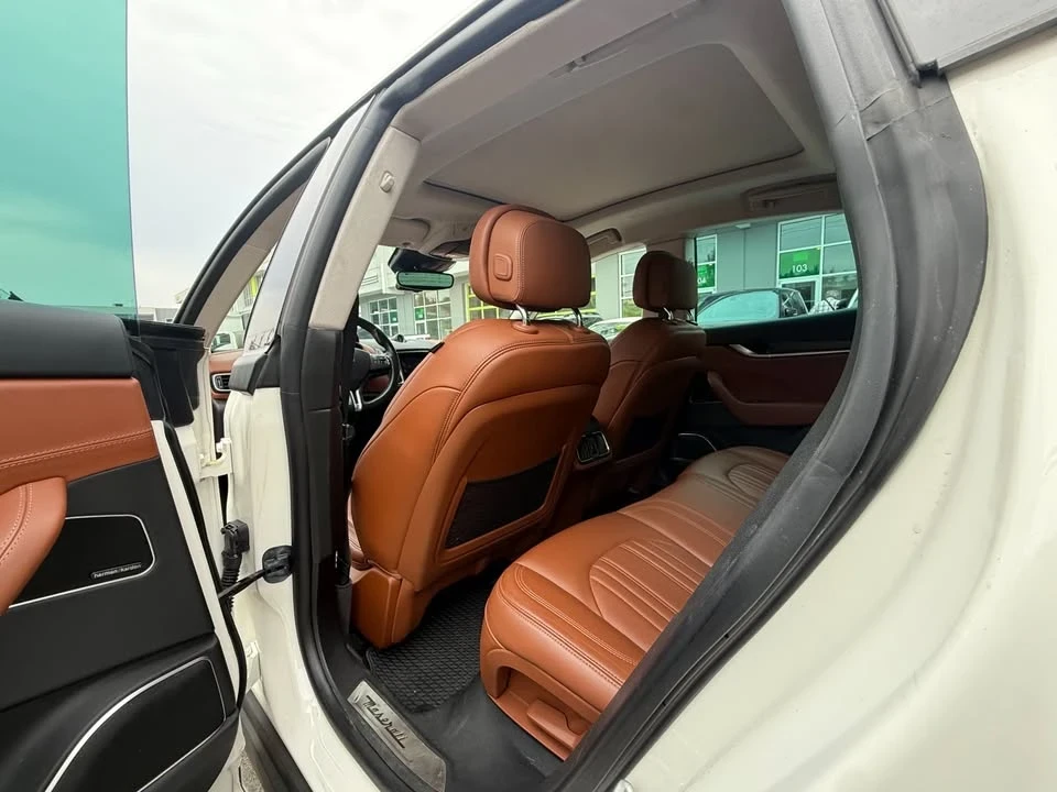 2018 Maserati Levante - Image 12 of 14