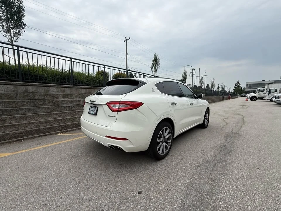 2018 Maserati Levante - Image 3 of 14