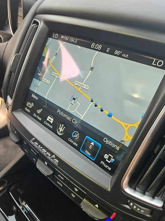 2018 Maserati Levante - Image 12 of 20