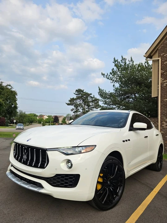 2018 Maserati Levante - Image 2 of 20
