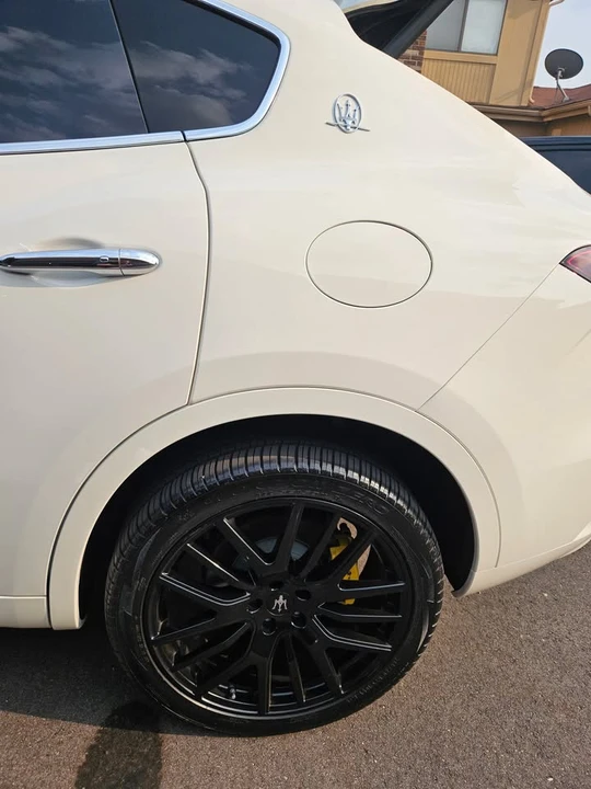 2018 Maserati Levante - Image 6 of 20