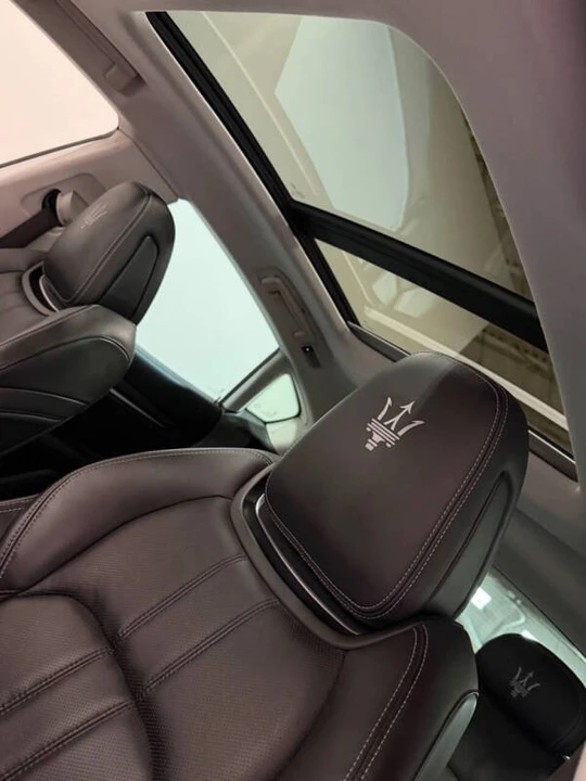 2018 Maserati Levante - Image 12 of 18