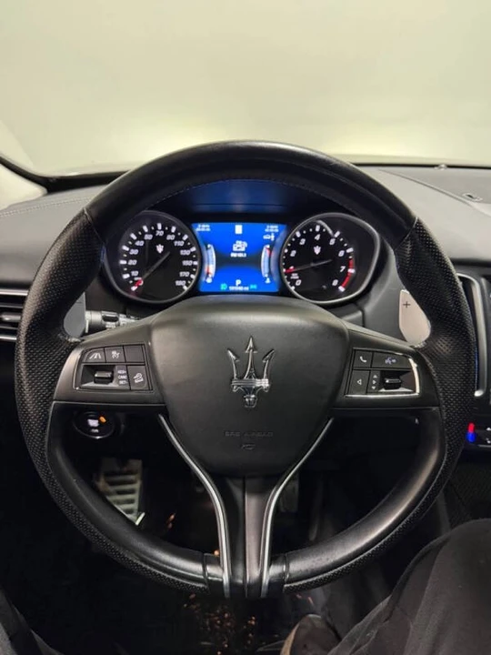 2018 Maserati Levante - Image 11 of 18