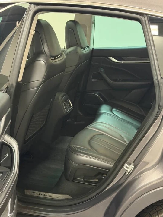 2018 Maserati Levante - Image 5 of 18