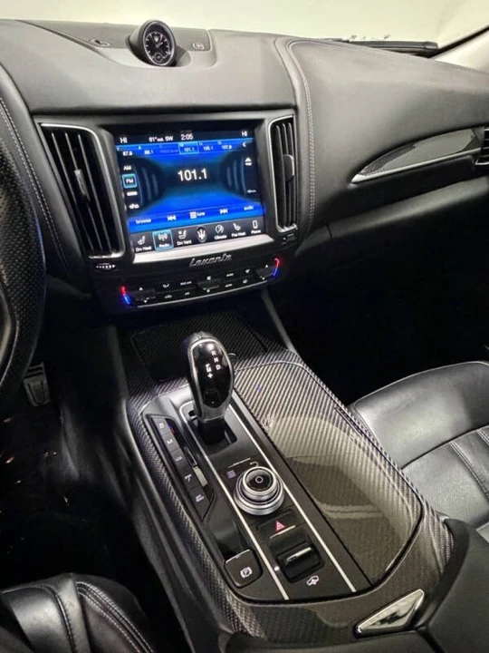 2018 Maserati Levante - Image 9 of 18