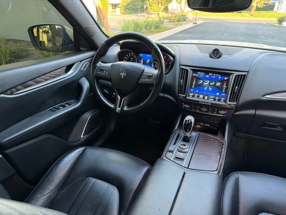 2018 Maserati Levante - Image 2 of 20