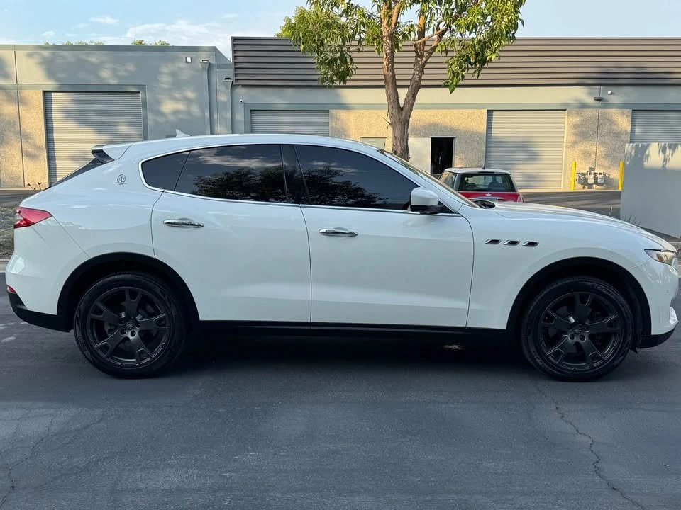 2018 Maserati Levante - Image 15 of 20