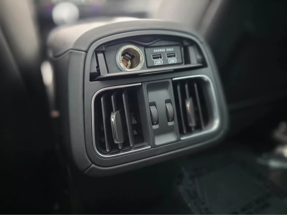 2018 Maserati Levante - Image 16 of 19