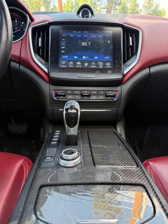 2018 Maserati Ghibli 3rd Gen - Image 9 of 14