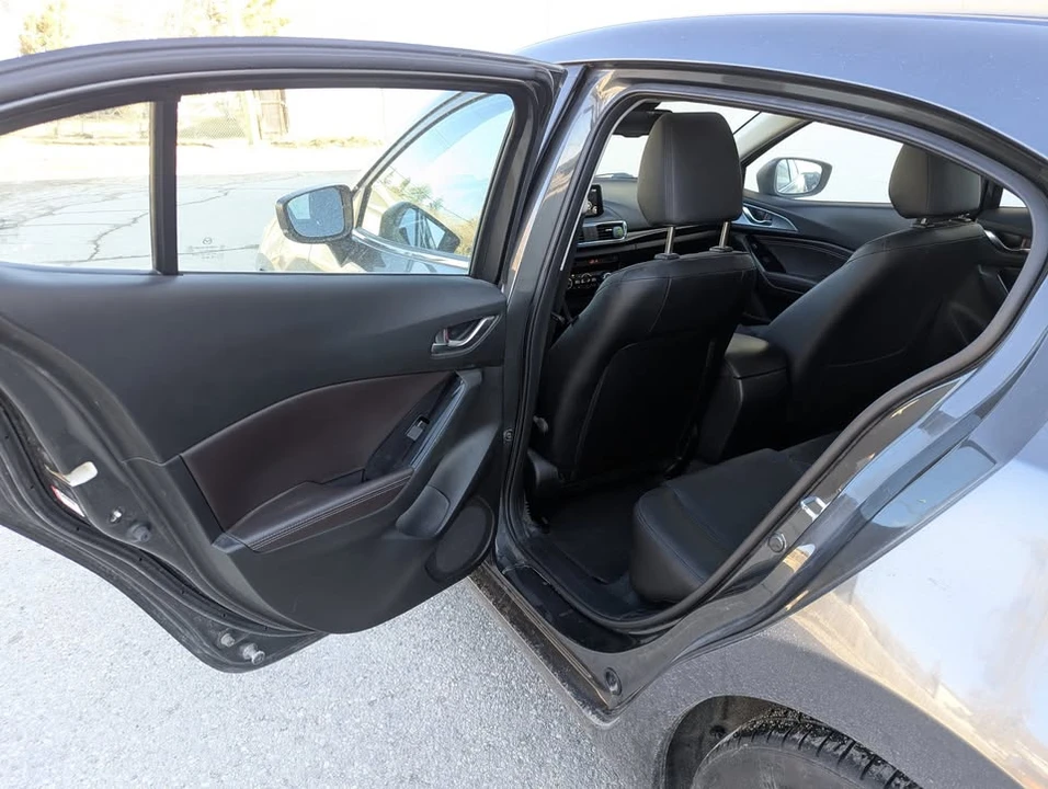 2018 Mazda Mazda 3 3rd Gen - Image 15 of 20