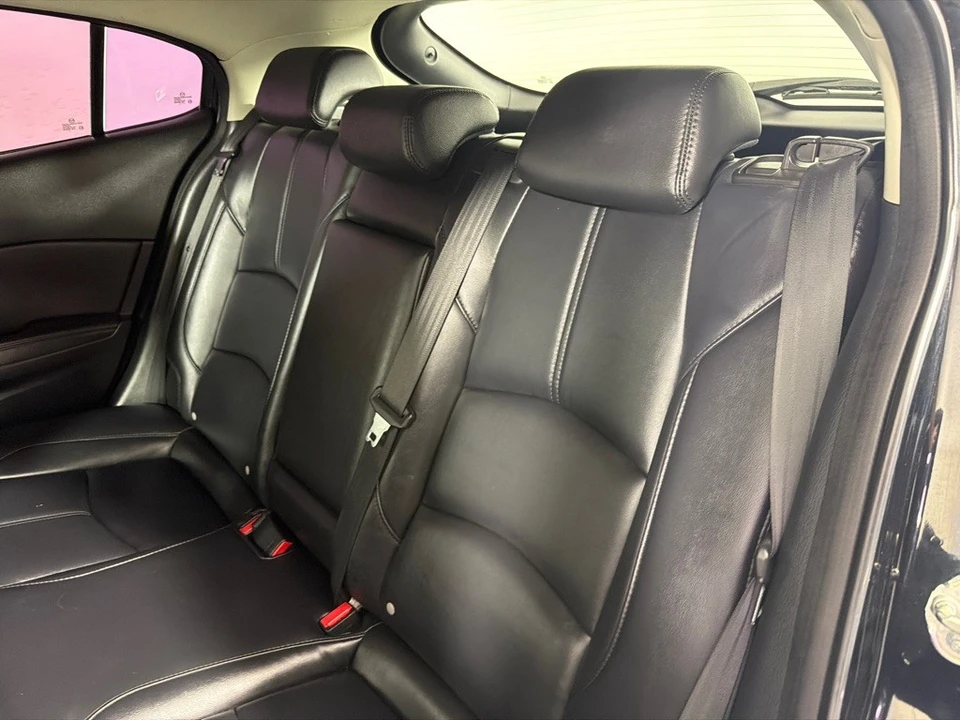 2018 Mazda Mazda 3 3rd Gen - Image 19 of 26