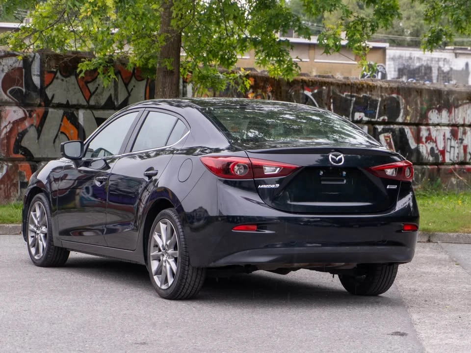 2018 Mazda Mazda 3 3rd Gen - Image 5 of 20