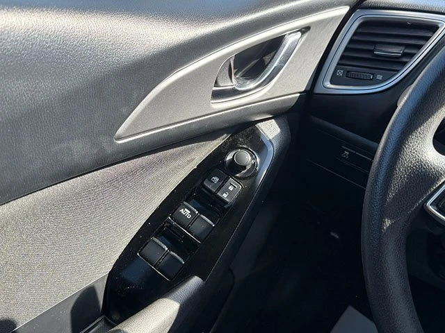 2018 Mazda Mazda 3 3rd Gen - Image 13 of 17