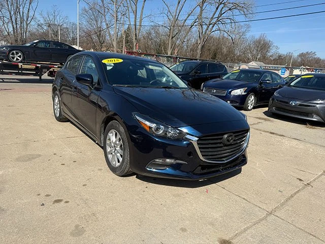 2018 Mazda Mazda 3 3rd Gen - Image 4 of 17