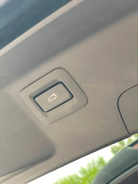 2018 Mazda CX-9 - Image 16 of 20
