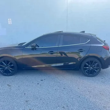 2018 Mazda Mazda3 Grand Touring Hatchback