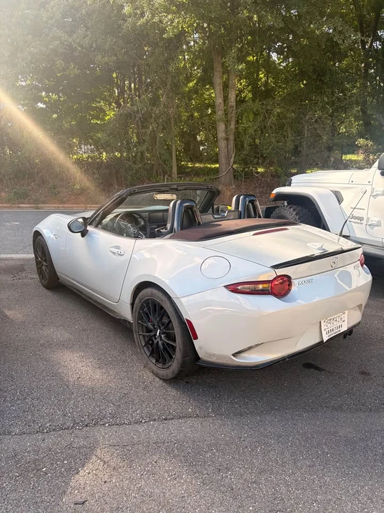 2018 Mazda ND MX-5 Miata - Image 9 of 16