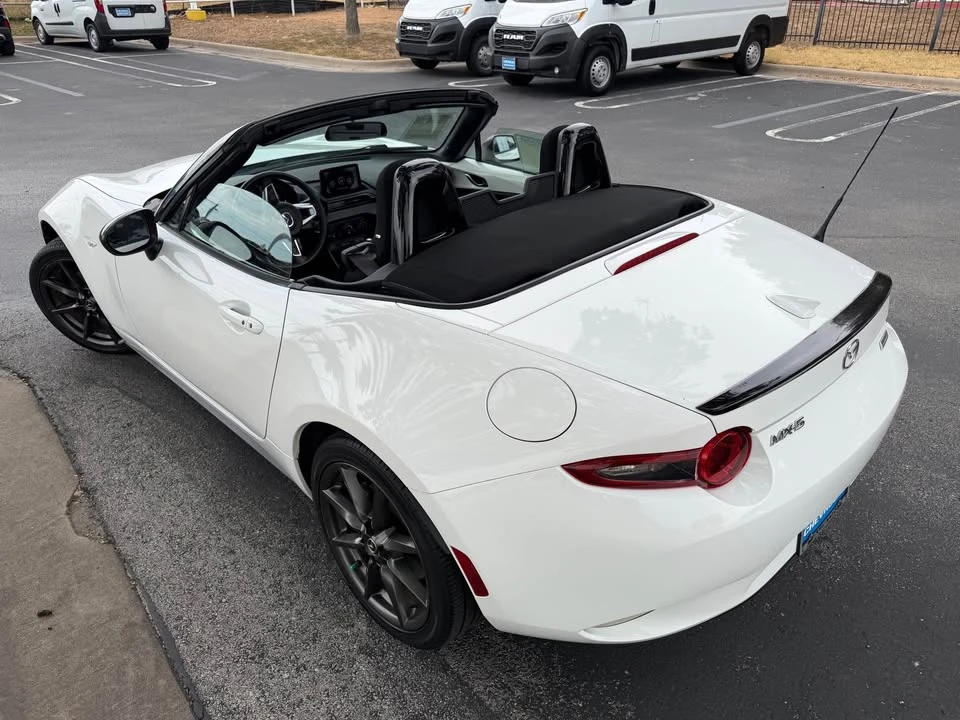 2018 Mazda ND MX-5 Miata - Image 9 of 20