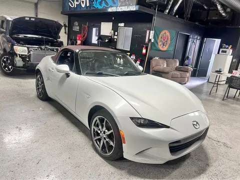 2018 Mazda MX-5 Miata Convertible