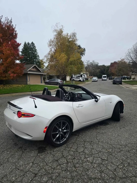 2018 Mazda ND MX-5 Miata - Image 17 of 19