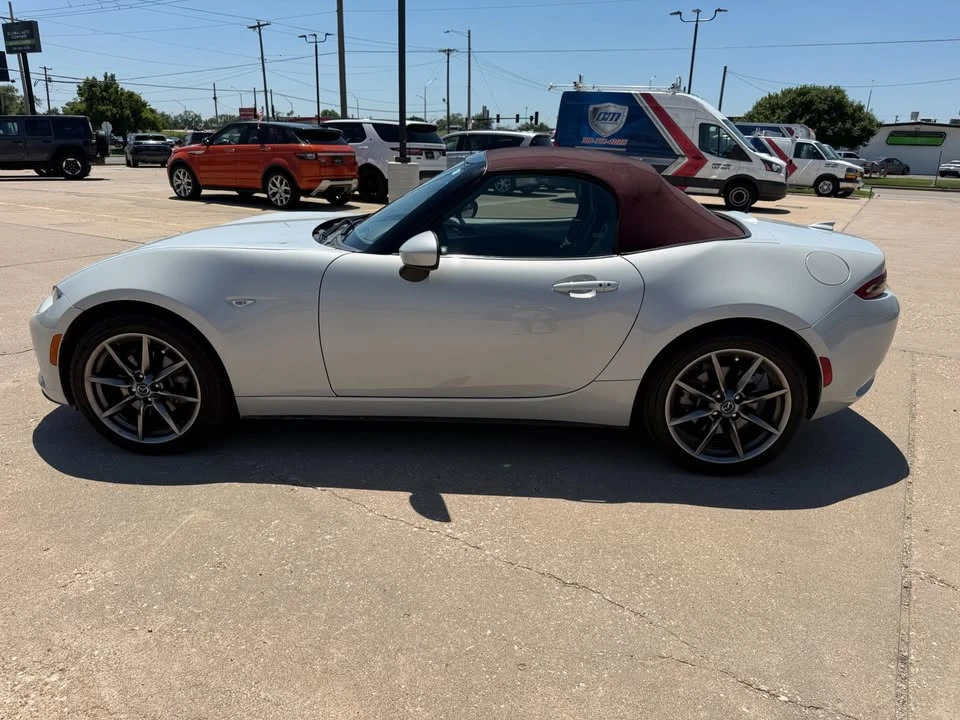 2018 Mazda ND MX-5 Miata - Image 9 of 20