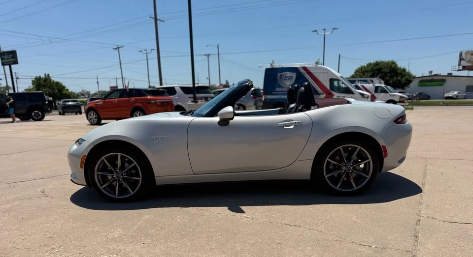 2018 Mazda ND MX-5 Miata - Image 4 of 20