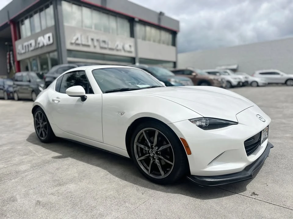 2018 Mazda ND MX-5 Miata - Image 2 of 20