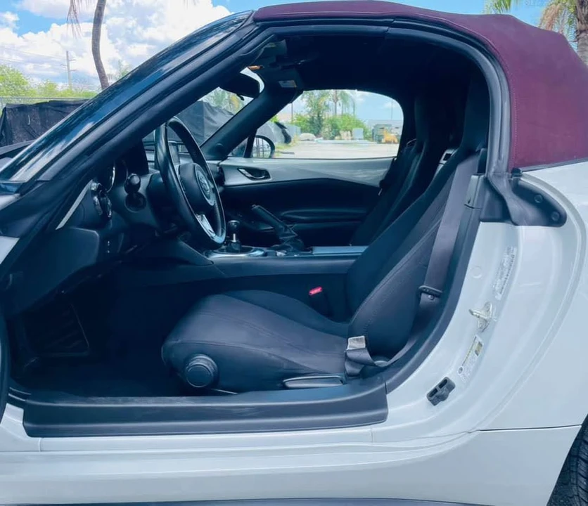 2018 Mazda ND MX-5 Miata - Image 9 of 13