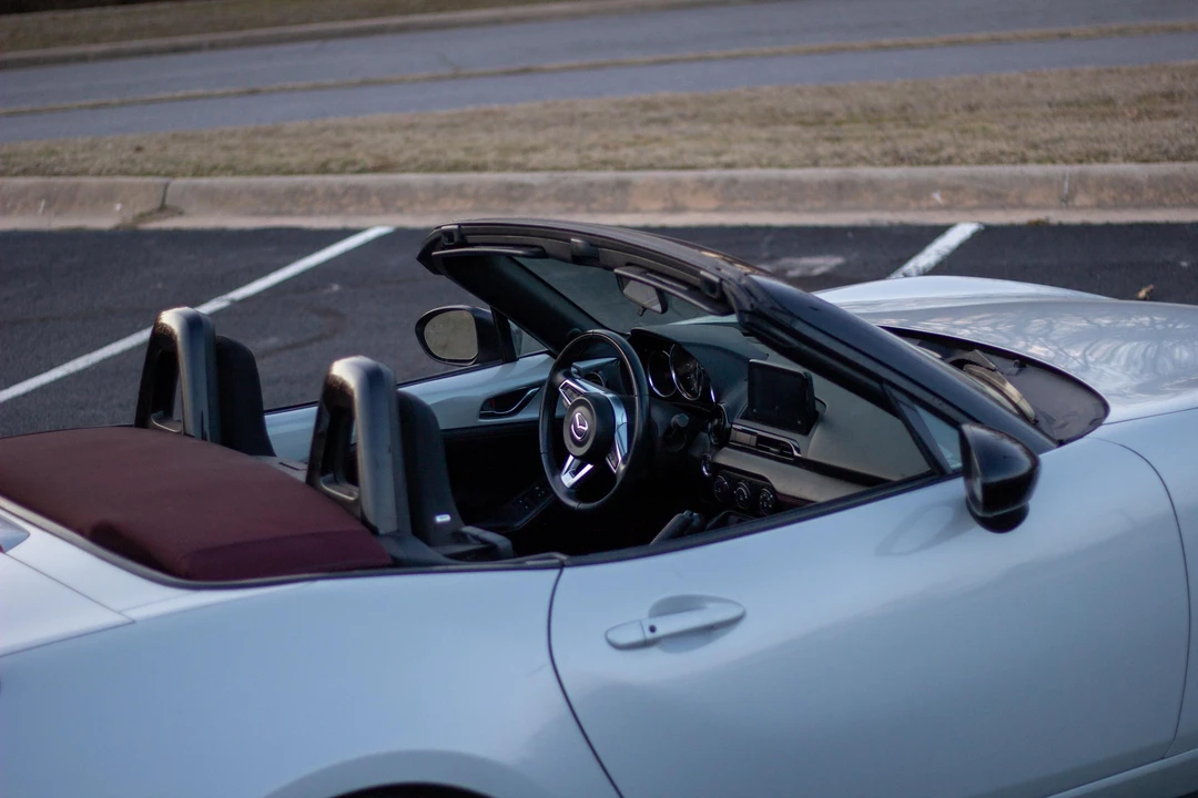 2018 Mazda ND MX-5 Miata - Image 27 of 31
