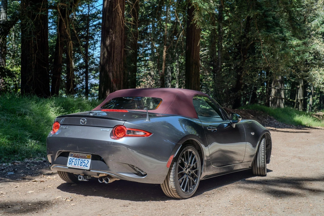 2018 Mazda ND MX-5 Miata - Image 8 of 31
