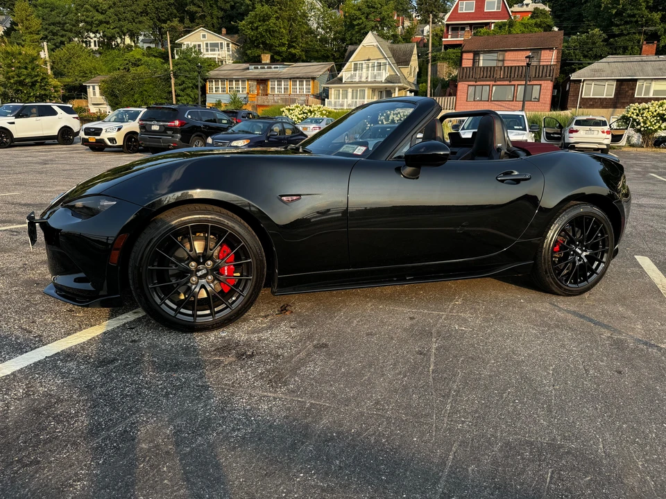 2018 Mazda ND MX-5 Miata - Image 8 of 31