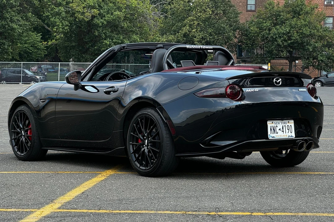 2018 Mazda ND MX-5 Miata - Image 4 of 31