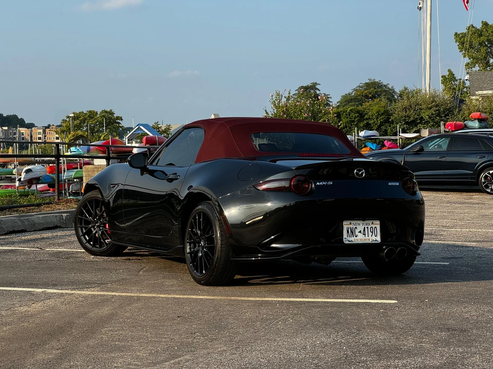 2018 Mazda ND MX-5 Miata - Image 25 of 31