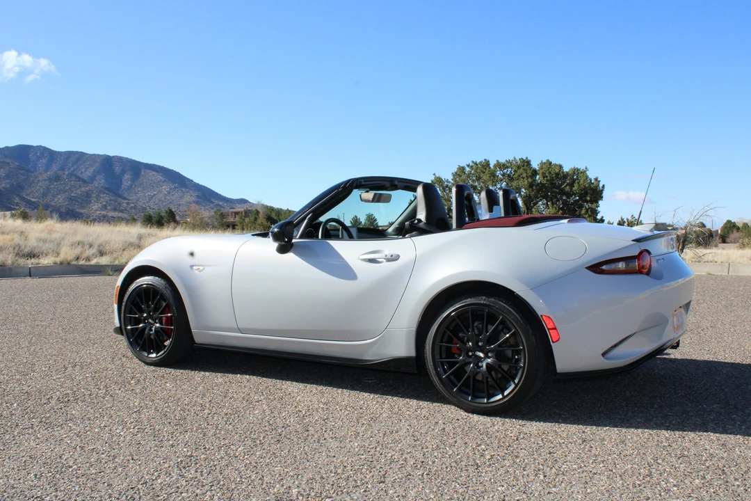 2018 Mazda ND MX-5 Miata - Image 10 of 31