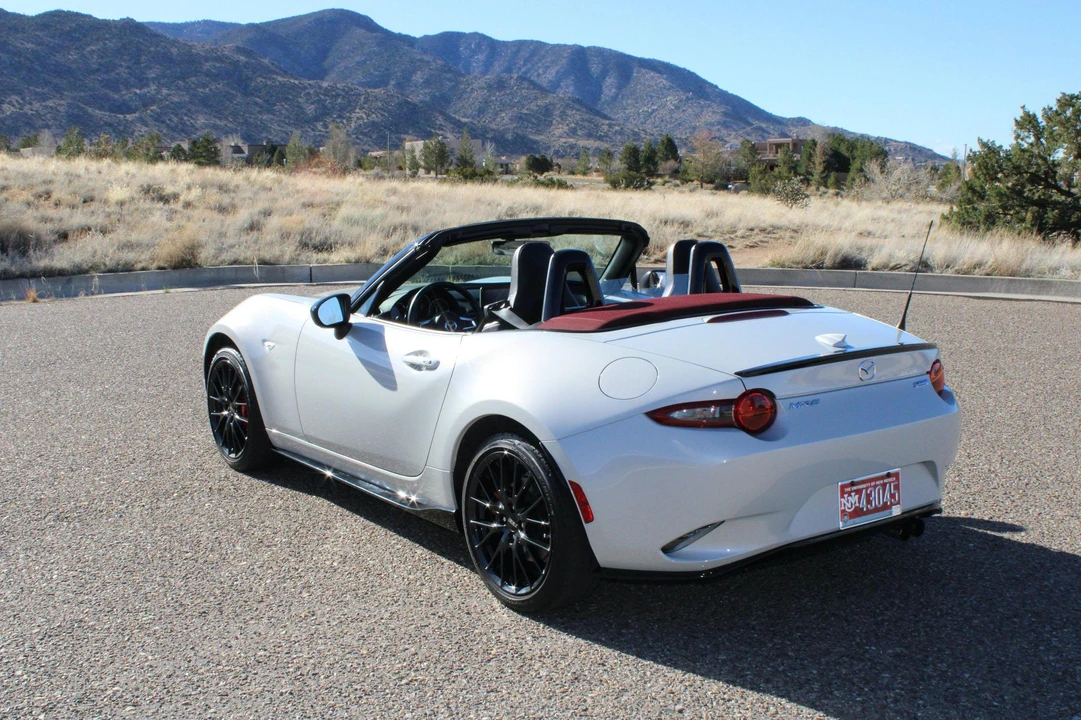 2018 Mazda ND MX-5 Miata - Image 12 of 31