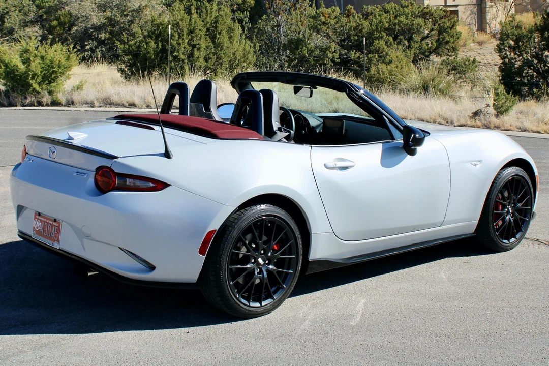 2018 Mazda ND MX-5 Miata - Image 4 of 31
