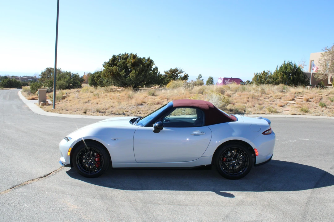2018 Mazda ND MX-5 Miata - Image 26 of 31