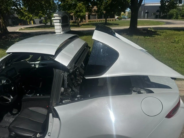 2018 Mazda ND MX-5 Miata - Image 9 of 20