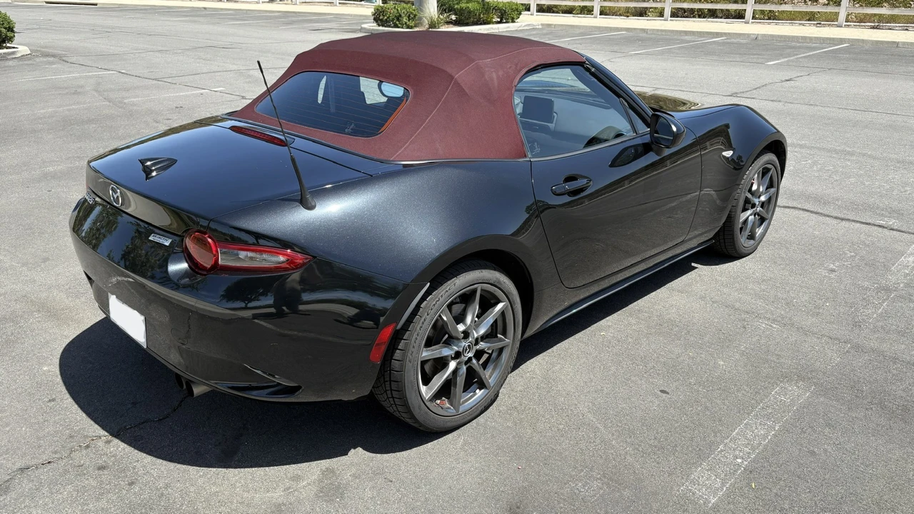 2018 Mazda ND MX-5 Miata - Image 6 of 31