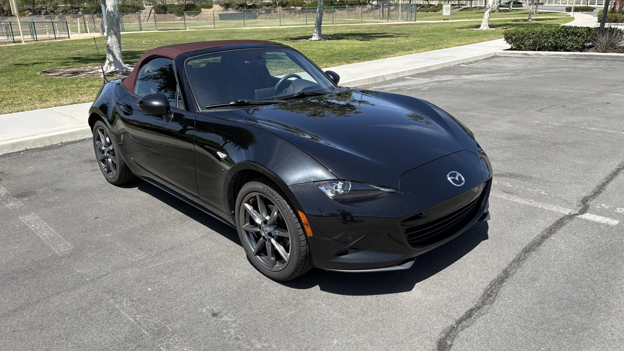 2018 Mazda ND MX-5 Miata - Image 8 of 31