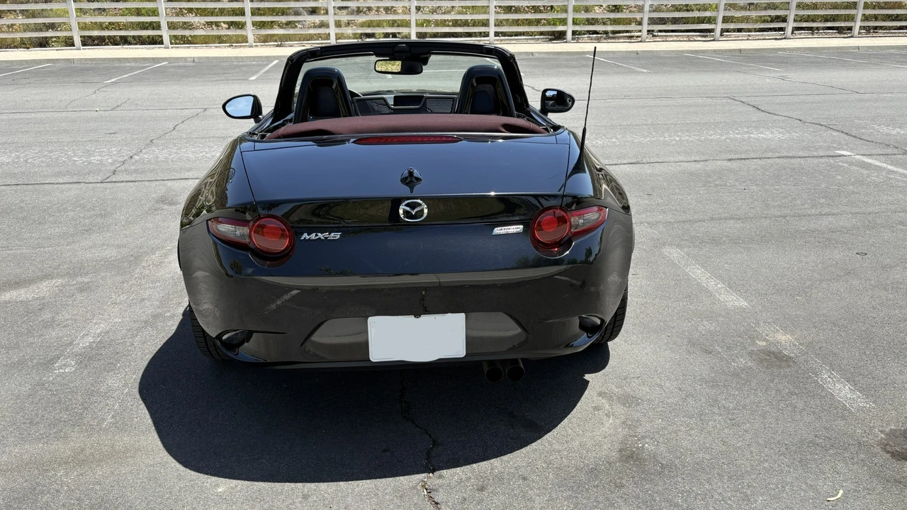 2018 Mazda ND MX-5 Miata - Image 16 of 31