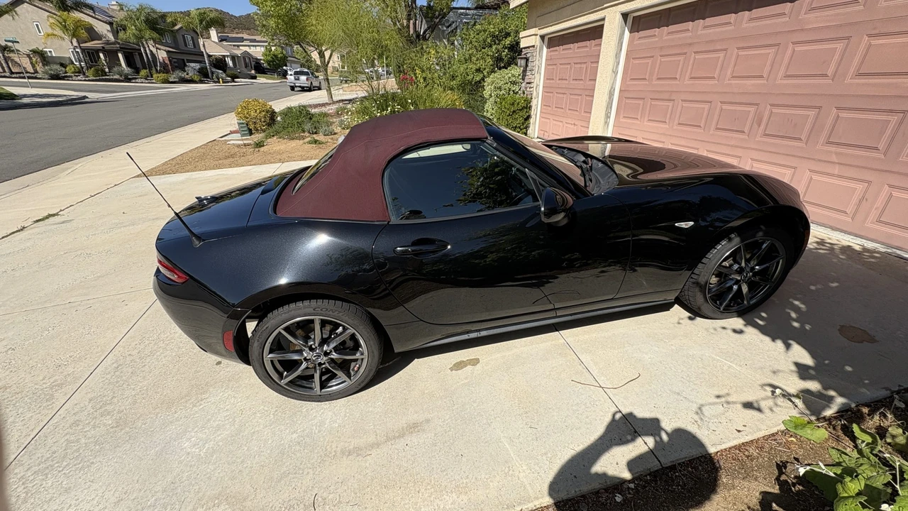 2018 Mazda ND MX-5 Miata - Image 28 of 31