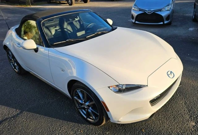2018 Mazda ND MX-5 Miata - Image 2 of 21
