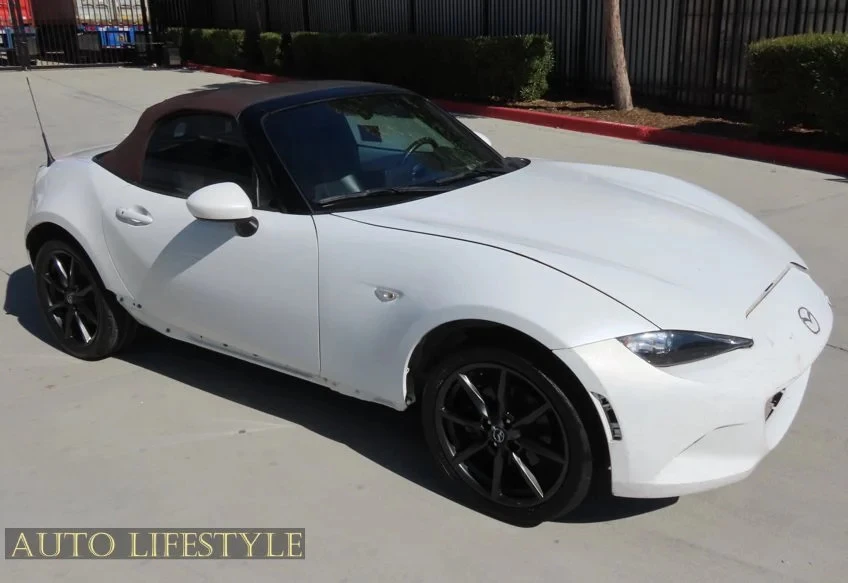 2018 Mazda ND MX-5 Miata - Image 2 of 31
