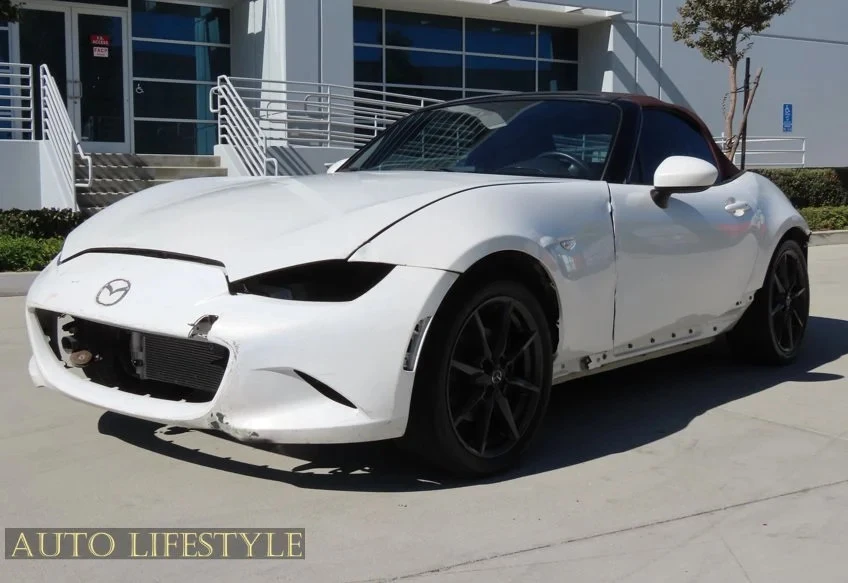 2018 Mazda ND MX-5 Miata - Image 5 of 31