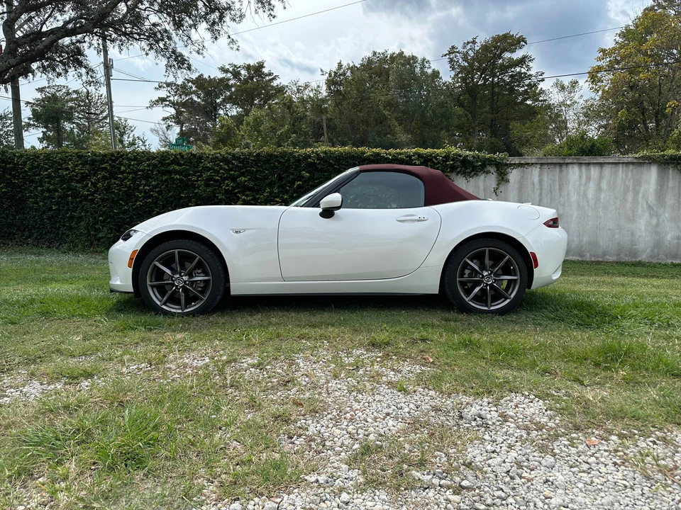 2018 Mazda ND MX-5 Miata - Image 10 of 31