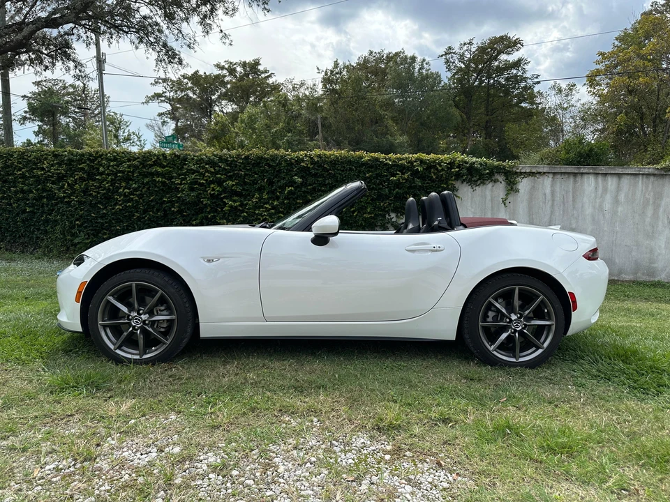 2018 Mazda ND MX-5 Miata - Image 6 of 31