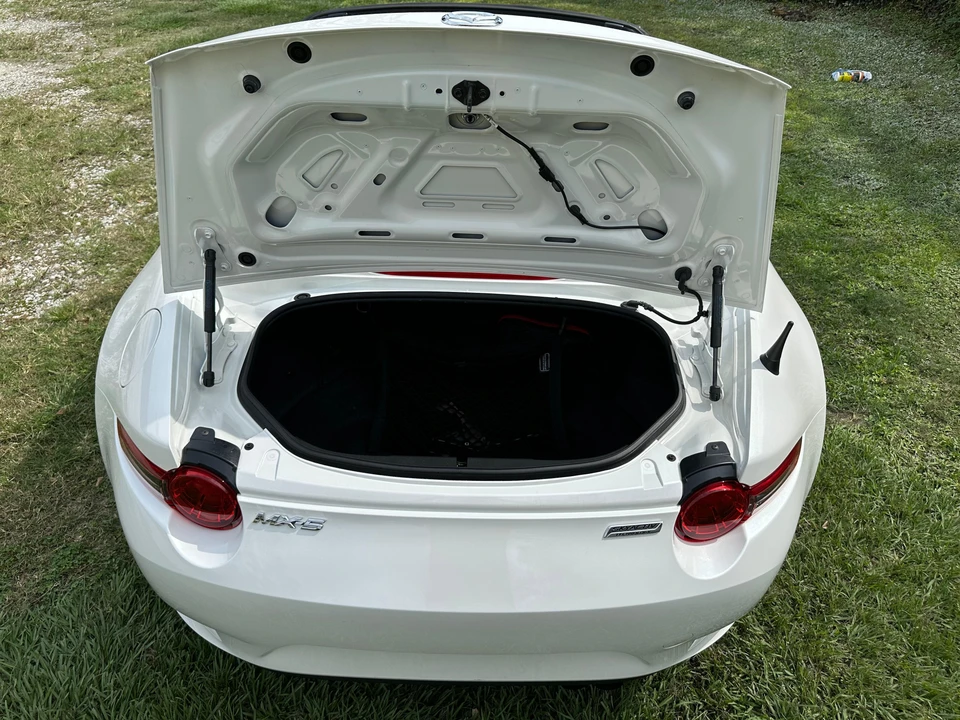 2018 Mazda ND MX-5 Miata - Image 13 of 31